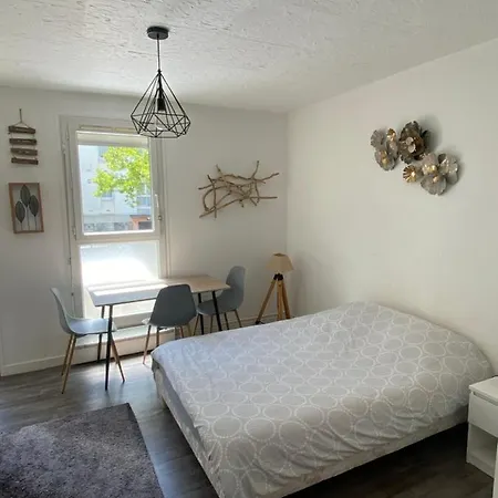 Bel Avec Parking Et Terrasse Plein Sud Apartament