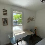 Bel Avec Parking Et Terrasse Plein Sud Apartman *