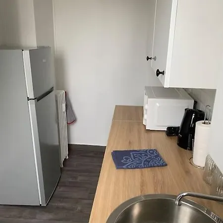 Bel Avec Parking Et Terrasse Plein Sud *