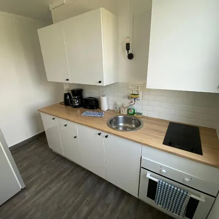 Bel Avec Parking Et Terrasse Plein Sud * לה האברה